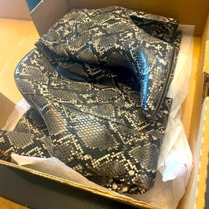 Women snake skin boot ,size 9 from Nordstrom